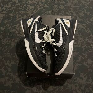 Nike Kobe 6 mambacita sweet sixteen size 11.5 used with box